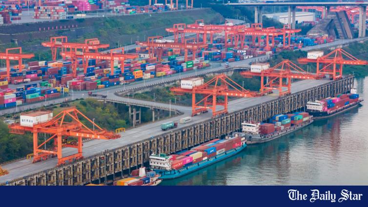 China trade surplus surges as global AI tech demand drives export boom