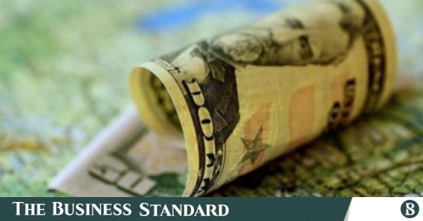 Forward-Booking Importers Get Tk 1 Edge Per Dollar as Exchange Rate Jumps