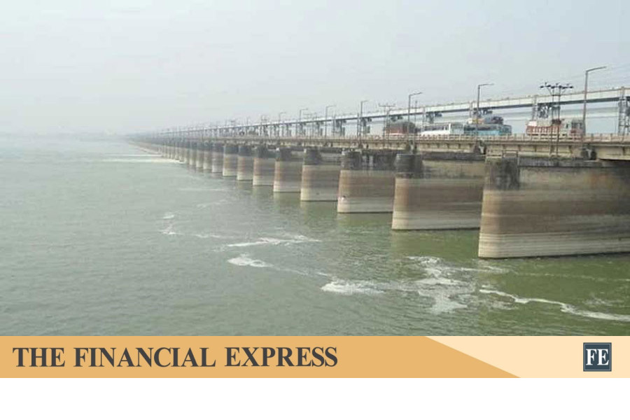 Indian parliamentary committee chaired by Shashi Tharoor calls for diplomatic reset with Bangladesh amid concerns over Chinese footprint including Mongla Port expansion and RCEP accession