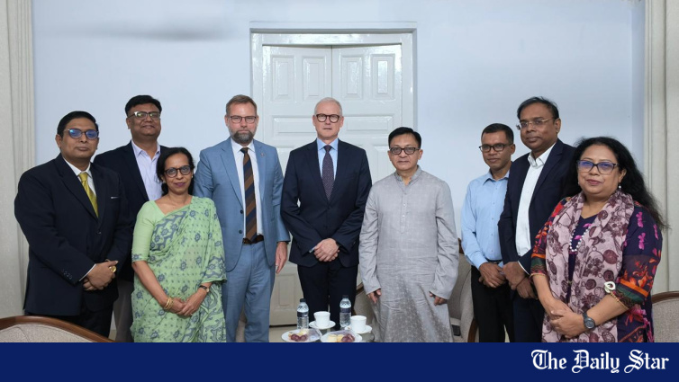 AP Moller-Maersk container ship and shipping logo representing Danish shipping giant investment interest in Bangladesh